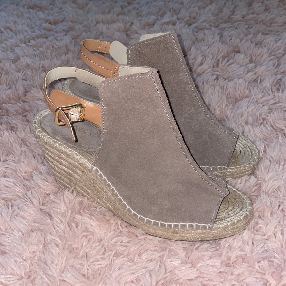 Seychelles Taupe Suede Espadrilles Wedge Sandals - Picture 1 of 10
